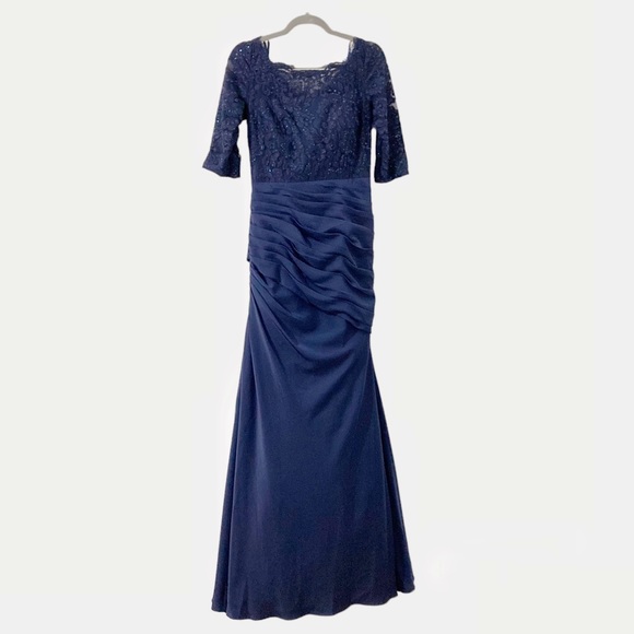 La Femme Navy Sequin Lace Bodice Mermaid Style Gown Off Shoulder Size 4 NWOT - Picture 4 of 13